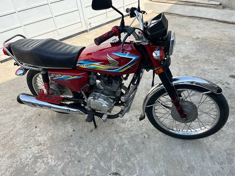 Honda CG125 7