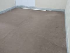 used carpet in good condition 0