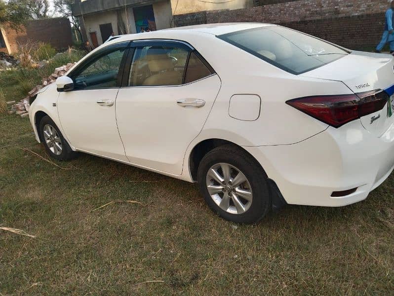 Toyota Corolla Altis 2014 7