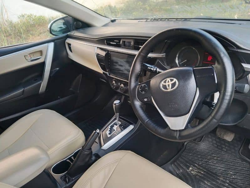 Toyota Corolla Altis 2014 9