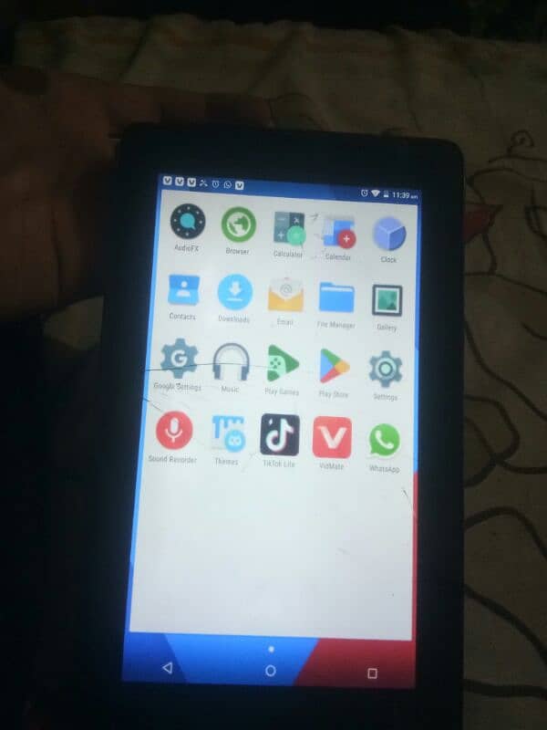 I SELL MY AMAZON TABLET.   v5.1. 1/8 Ram rom 5