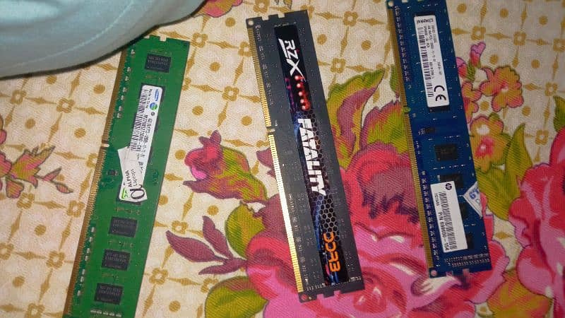 4x3 DDR3 ram 1600 mhz 1