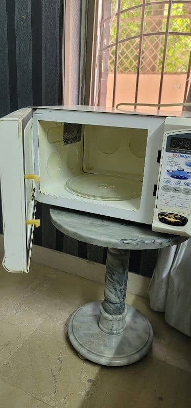 touch  microwave 1