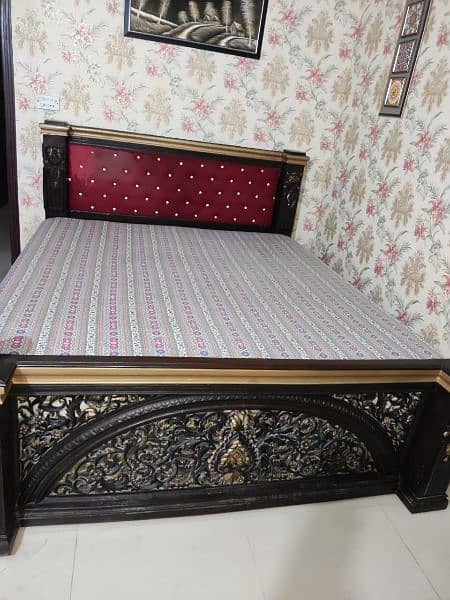 Bed Set (king Size) & Dressing Table Original Sheesham (Chinioty) wood 6