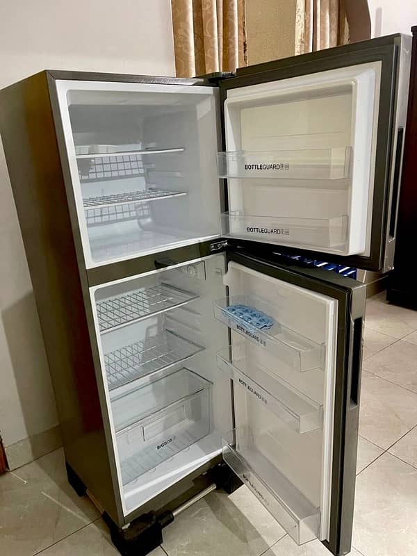 Haier refrigerator HRF-246EBS 10+3 years warranty 2