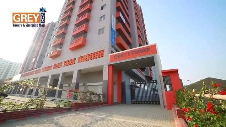 Grey noor brand new project available in scheme 33 safora chorangi 6