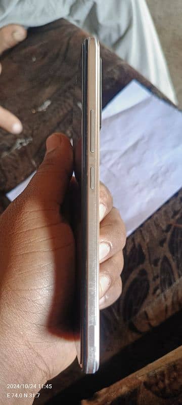 i sell my phone vivo v23e urgent 5