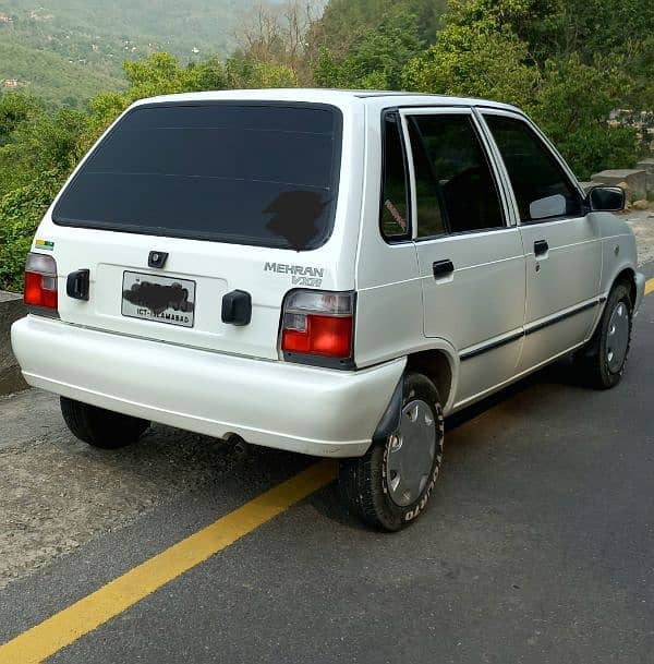 Suzuki Mehran VXR 2017 14