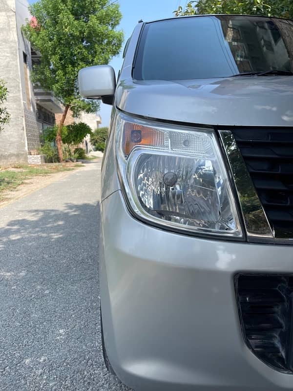 Suzuki Wagon R  Japanese 2016/18 10