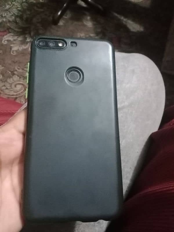 HUAWEI Y7 PRIME IN LUSH CONDITION 4