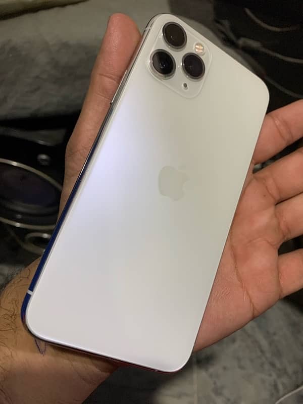 iphone 11Pro 4