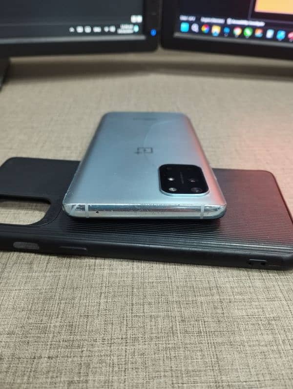 OnePlus 8t 12/256 Exchange possible 2