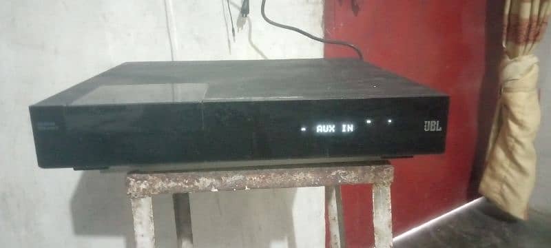 JBL Amplifier 0