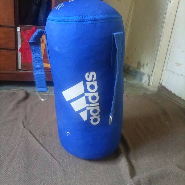 Adidas boxing bag and gloves 3