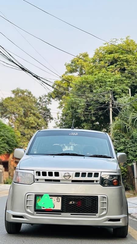 Nissan Otti 2008 3