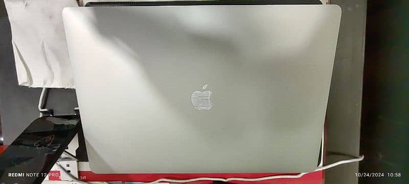 MacBook Pro core i9 "16" 2019, 16GB, 1TB SSD in excellent Condition 19