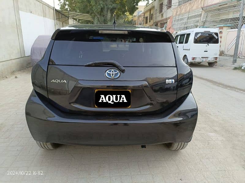 Toyota Aqua 2014 5