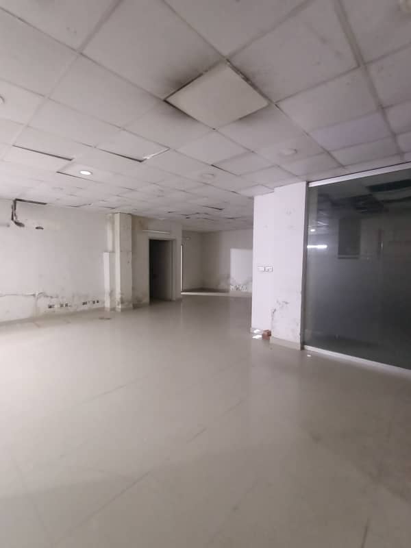 10000 Sq Ft Newly Building Available For Rent For Software House IT Office 8