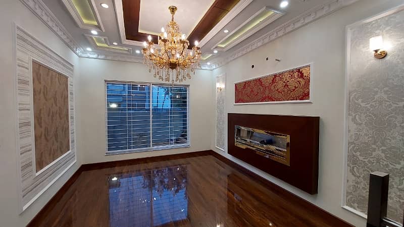 A BEAUTIFUL 10 MARLA HOUSE FOR RENT IN JANIPER BLOCK SECTOR C BAHRIA TOWN LAHORE 20