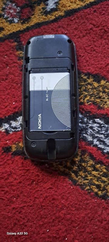 Nokia 105 only mobile with box urgent sale Serious cntct only at whats 3