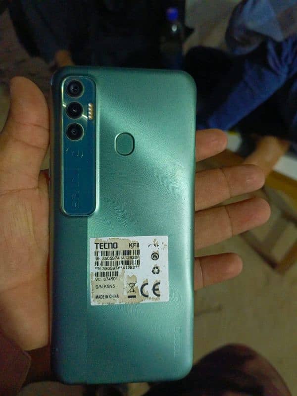 Tecno spark 7 pro  . . . 4 . . . 64 1