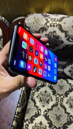 I Phone Xs Non Pta Factory Unlock  LLA Model