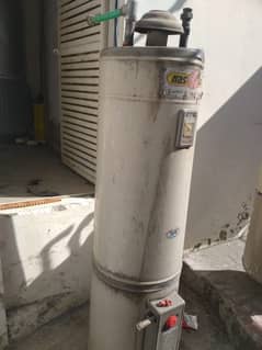 Nas Gas used Gyeser 25 Gallon