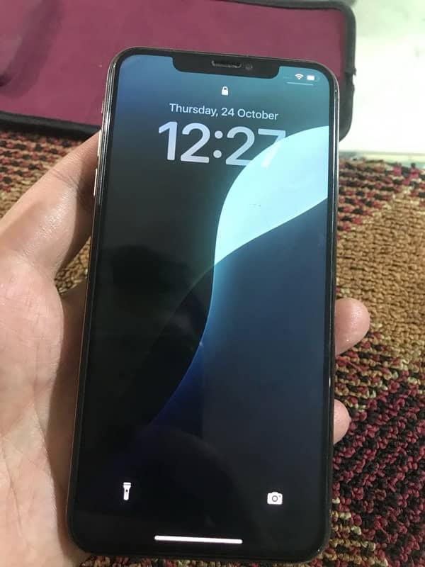 iphone XS max Non PTA 256 7