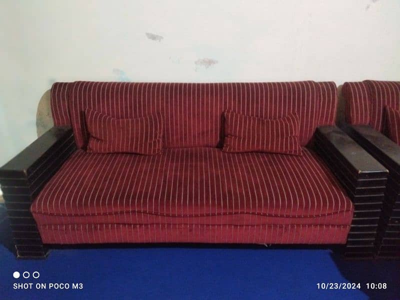 Sofa  for sale   good  condition 1