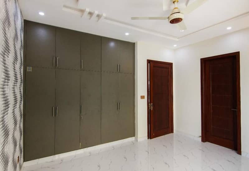 3 Beds 5 Marla Prime Location House For Rent In DHA 9 Town Lahore 2