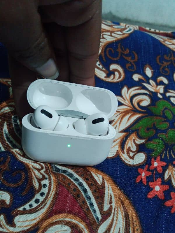 airpods pro 2