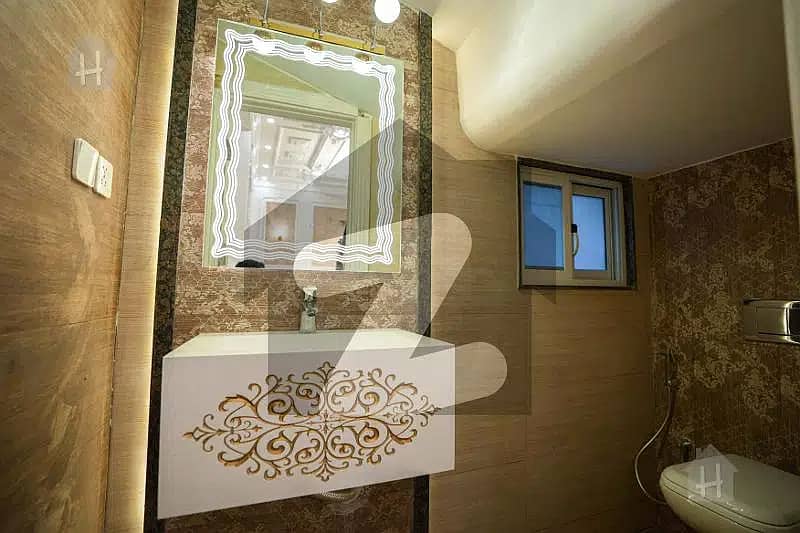 Original Pictures Unfurnished Luxury House DHA Very Hot Location Near TO Park And Market 7