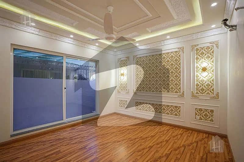 Original Pictures Unfurnished Luxury House DHA Very Hot Location Near TO Park And Market 13