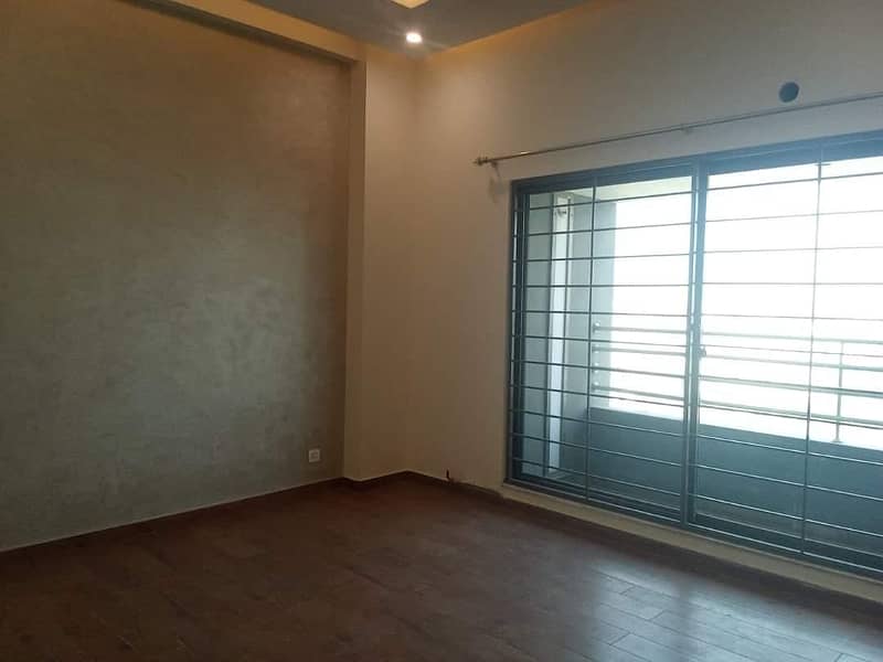 10 Marla 3 Bedrooms Apartment Available For Rent In Sector S Askari 10 Lahore Cantt 6