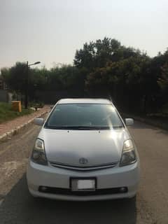 Toyota Prius 2011 model 2015 registration