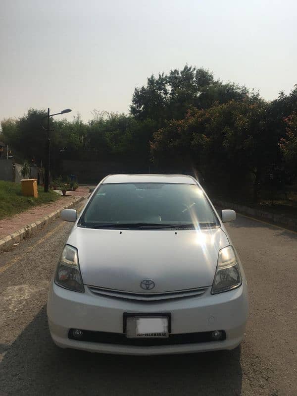 Toyota Prius 2011 model 2015 registration 0