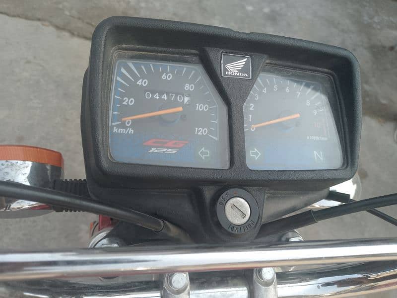 Honda 125 like nee 10/10 condition 2