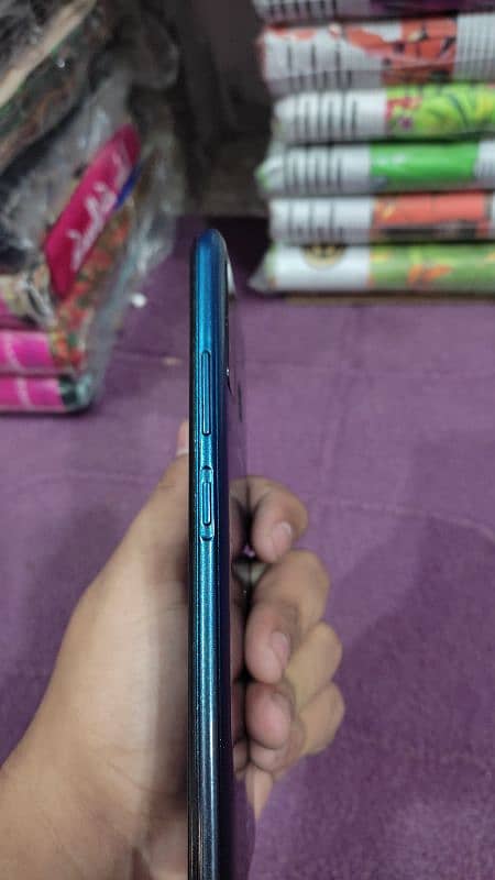 Infinix hot 9  4/128 with Box 3