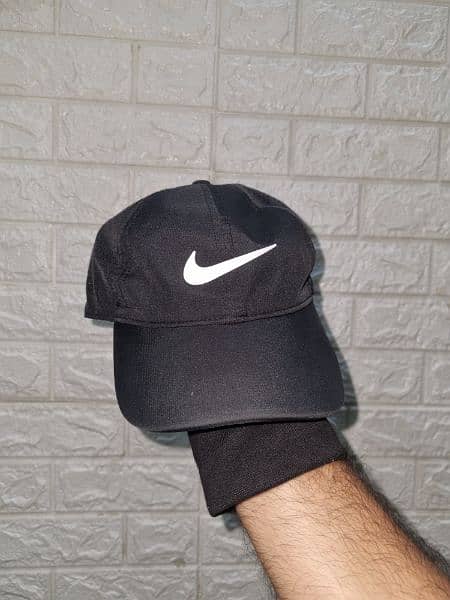 NIKE ORIGINAL CAPS 1