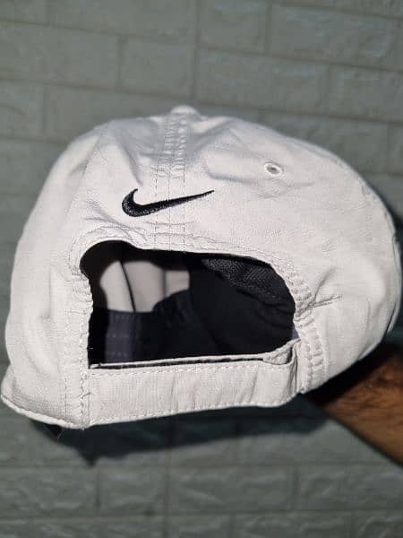 NIKE ORIGINAL CAPS 11