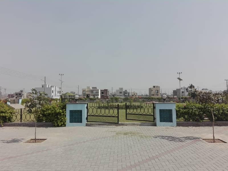 Premium 5 Marla Residential Plot Is Available For sale In Lahore 8