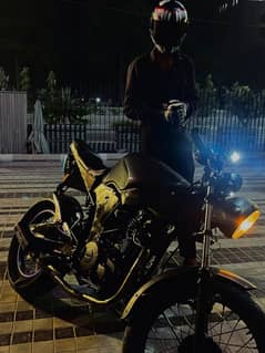 Yamaha / Cafe Racer / Suzuki / Honda / Baneli