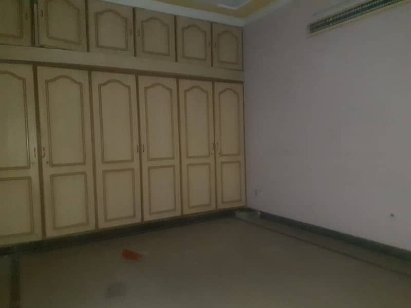 1 Kanal Upper Portion 3. Bed Available For Rent Hot Location Of Shadman 6