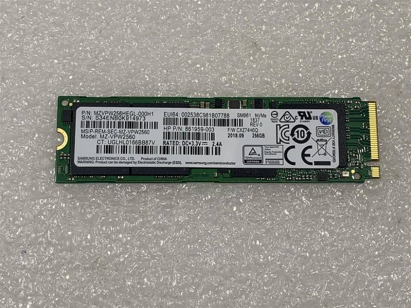 Samsung MZ-VPW2560 256GB NVMe Solid State Drive M. 2 Ssd 0