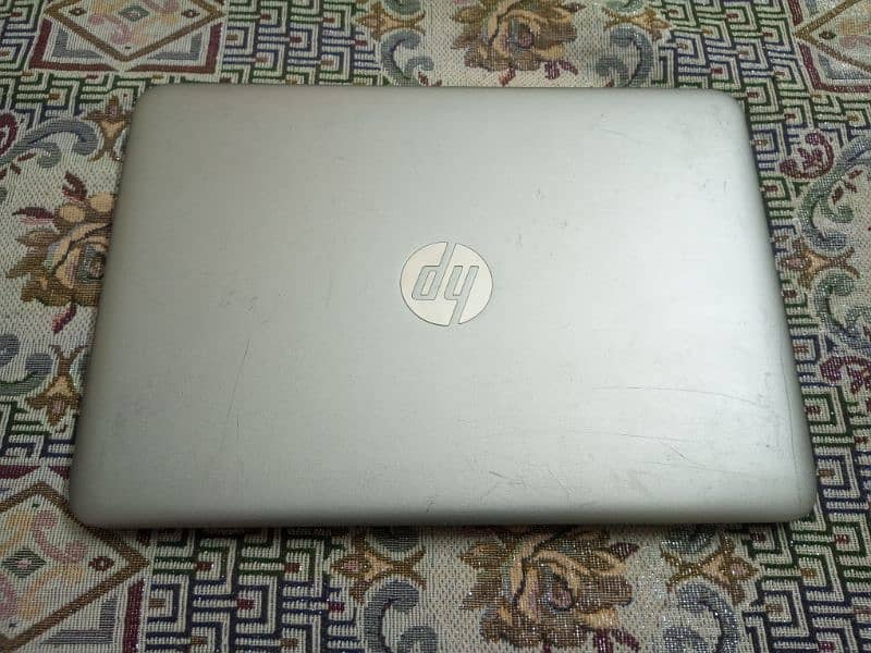 HP elitebook 820 G3 7