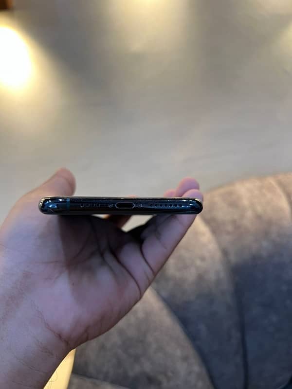 Iphone 11 Pro Max Pta Approved 8