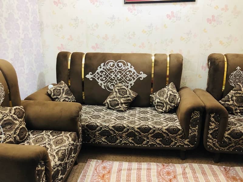 7 Seater Sofa 1