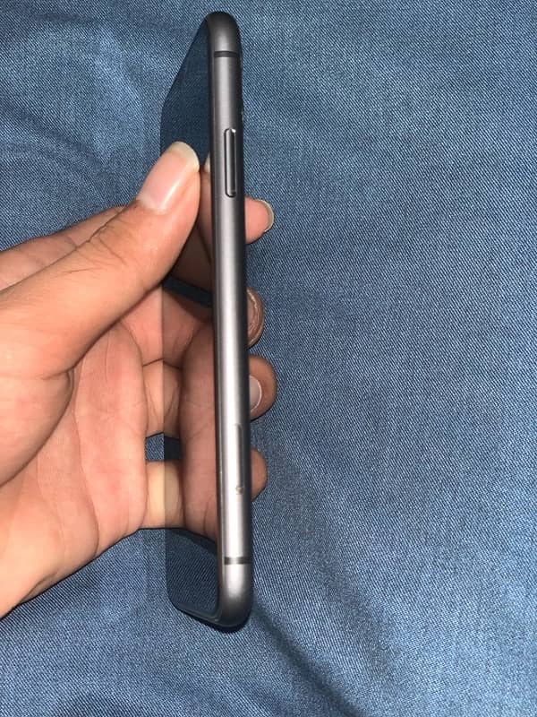 IPhone 11 64GB Jv 1