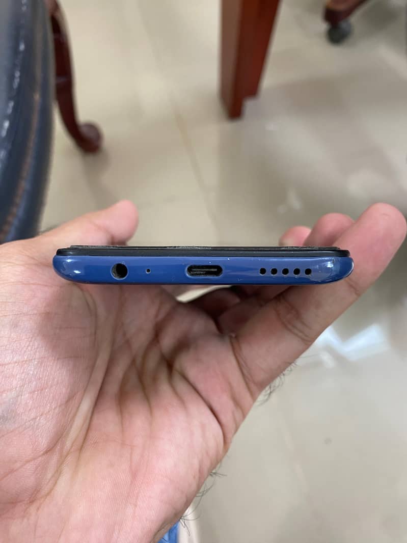 Xiaomi Redmi Note 9 5