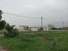 Ideal Prime Location Residential Plot For Sale In Saadi Garden 0